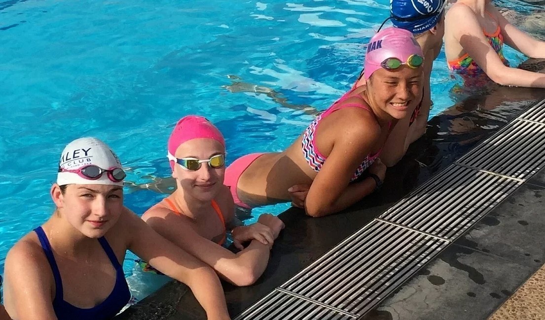 Familienschwimmcamp von Brew Sports