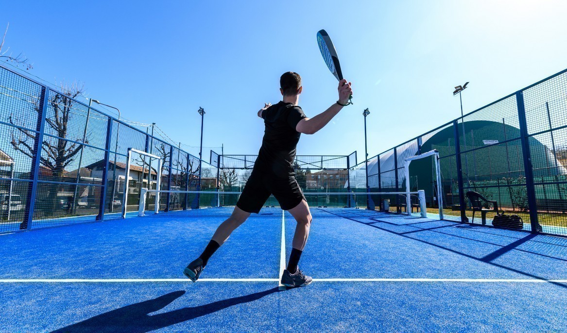 Padelparadis på Mallorca: Premium padelprogram på Rafa Nadal Academy